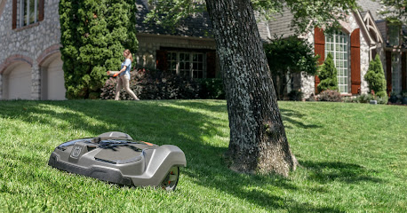 AutoLawn - Robotic Lawn Mowers, Lawn Service, Invisible fence for dogs