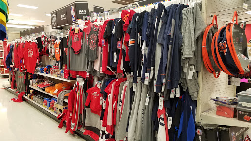 Shopping Mall «The Brickyard», reviews and photos, 2600 N Narragansett Ave, Chicago, IL 60639, USA