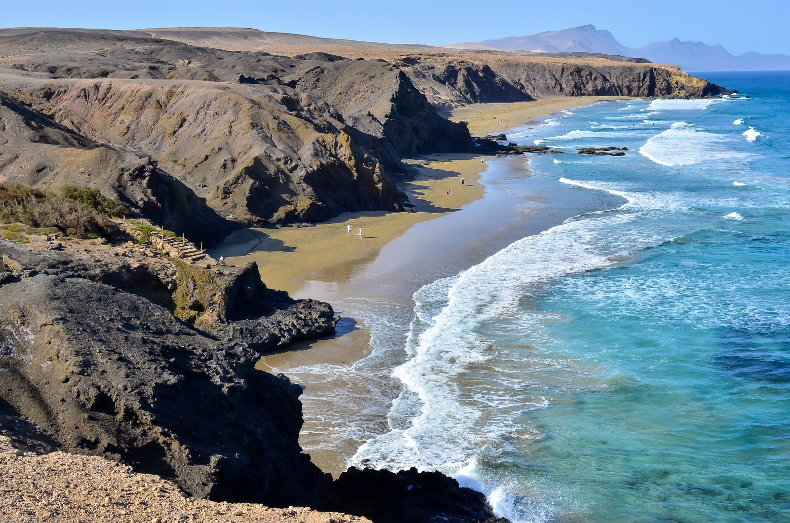 Foto von Playa del Viejo Reyes mit beiger sand Oberfläche