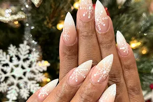 Bella Nails and Spa image