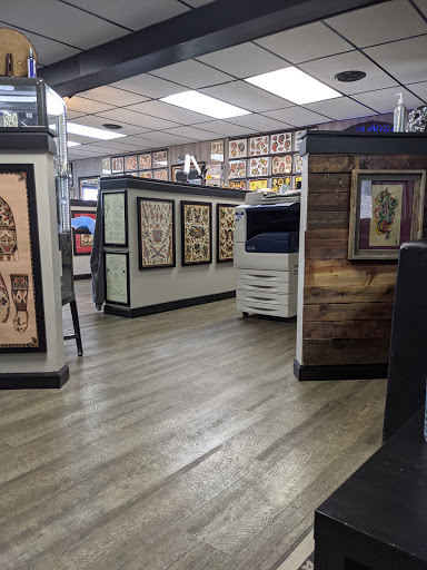 Tattoo Shop «Up In Arms Tattoos and Piercings», reviews and photos, 539 Carnot Rd, Moon, PA 15108, USA