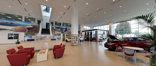 Toyota Dealer «Folsom Lake Toyota», reviews and photos, 12747 Folsom Blvd, Folsom, CA 95630, USA