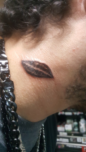 Tattoo Shop «Baileys Tattoo & Body Piercing», reviews and photos, 620 Columbia Ave, Lancaster, PA 17603, USA