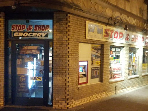 Grocery Store «Stop N Shop», reviews and photos, 312 E Mifflin St, Madison, WI 53703, USA