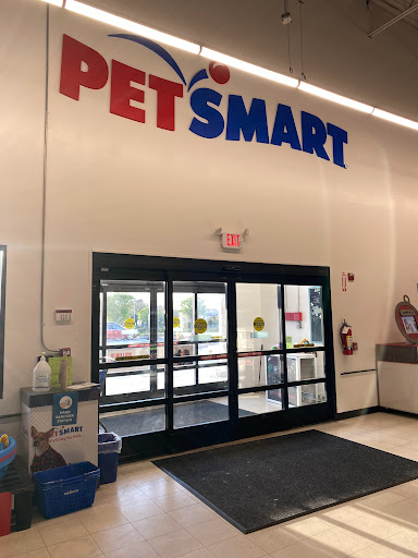 Pet Supply Store «PetSmart», reviews and photos, 1276 Bald Hill Rd, Warwick, RI 02886, USA