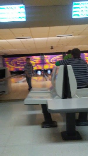 4 Seasons Bowling Center - photo 46