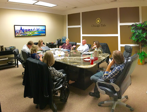 Real Estate Agency «RE/MAX At Home», reviews and photos, 3215 W Algonquin Rd, Rolling Meadows, IL 60008, USA