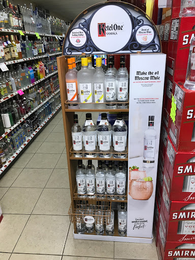 Liquor Store «Liquor Warehouse», reviews and photos, 10332 US-441, Leesburg, FL 34788, USA