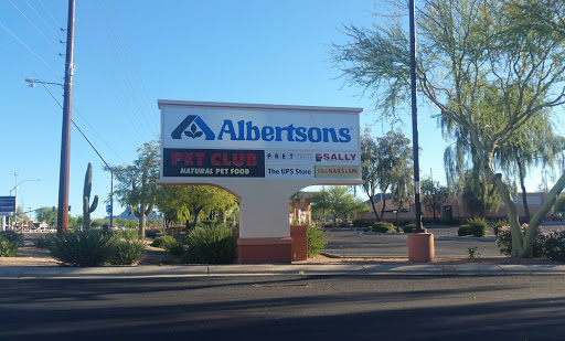 Pet Supply Store «Pet Club Las Sendas», reviews and photos, 2733 N Power Rd #108, Mesa, AZ 85215, USA