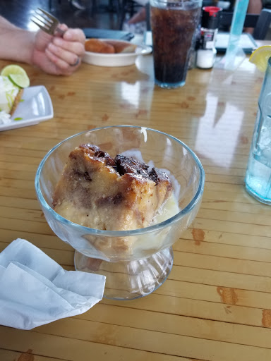 Bar & Grill «Paradise Key Dockside Bar & Grill», reviews and photos, 165 Cove Harbor N, Rockport, TX 78382, USA