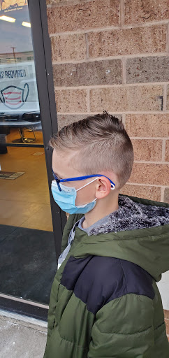 Hair Salon «Sport Clips Haircuts of Village West Shopping Center», reviews and photos, 5242 Dressler Rd NW, Canton, OH 44718, USA