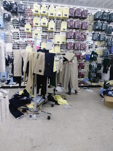 Department Store «Shoppers World (#25 Reisterstown Plaza)», reviews and photos, 6790 Reisterstown Rd, Baltimore, MD 21215, USA