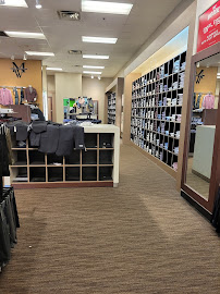 Men's Wearhouse - Photo 5 - Car repair in Peabody, MA, Lynn