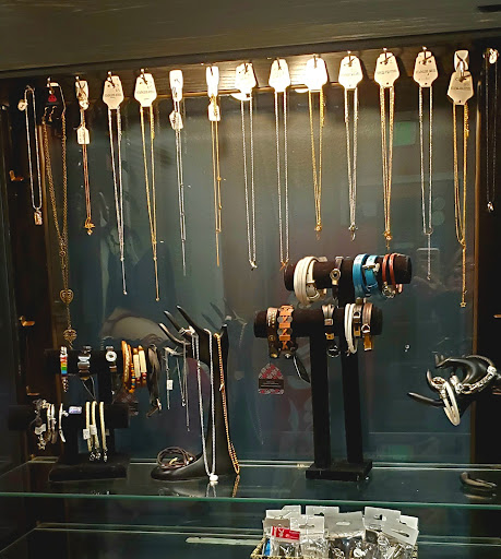 Explore mama bear tattoo ideas, creative tattoo ideas in Valparaiso, available at Elysium Studios