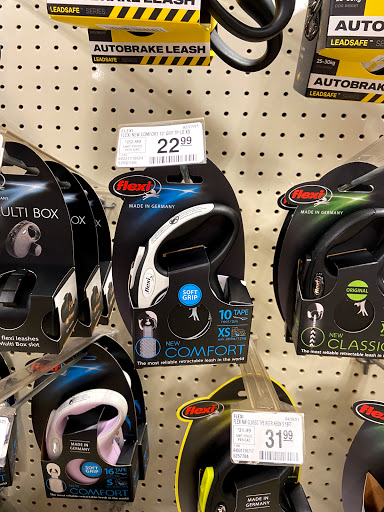 Pet Supply Store «PetSmart», reviews and photos, 1521 Golden Gate Plaza, Mayfield Heights, OH 44124, USA