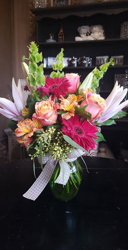 Florist «Grand Florist», reviews and photos, 525 W Rte 66, Glendora, CA 91740, USA