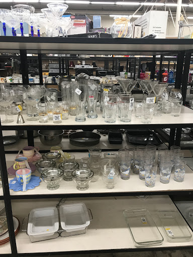 Thrift Store «Thrift Town», reviews and photos, 3645 San Pablo Dam Rd, El Sobrante, CA 94803, USA