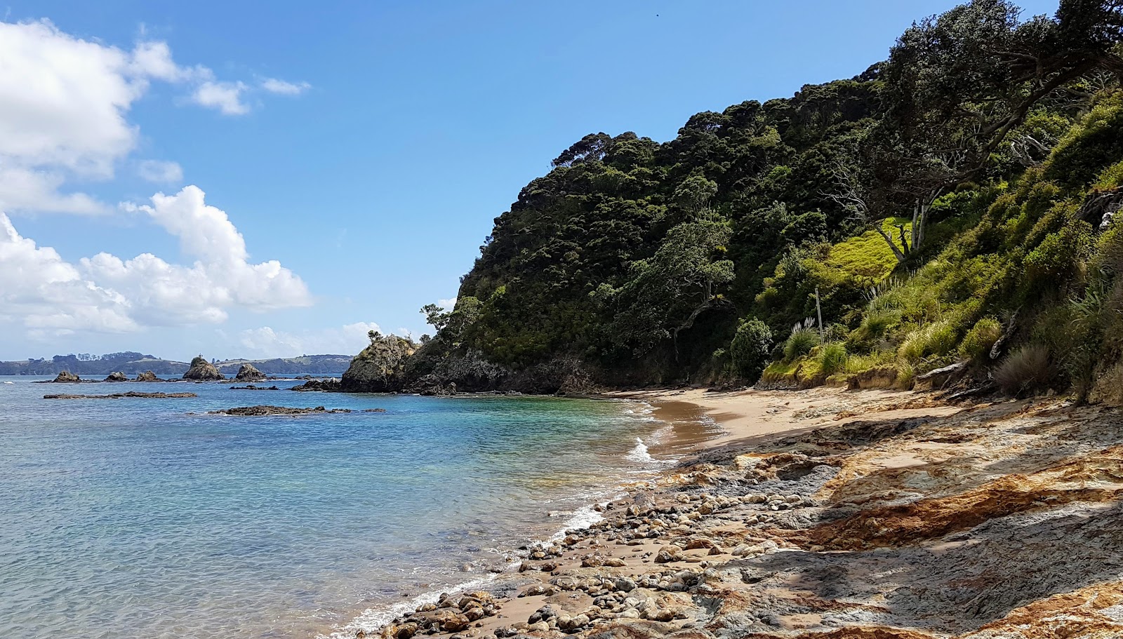 Foto von Tapeka Point Beach und die siedlung