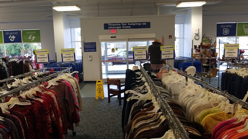 Thrift Store «Goodwill Mechanicsville Retail Store», reviews and photos, 7147 Brandy Run Dr, Mechanicsville, VA 23111, USA