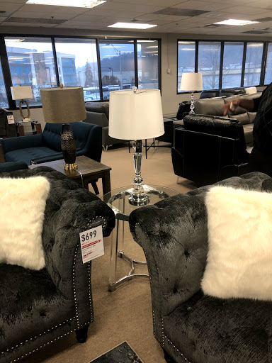 Home Goods Store «Discount Direct», reviews and photos, 375 Corporate Dr S, Tukwila, WA 98188, USA