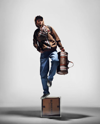 Clothing Store «Burberry Outlet», reviews and photos, 8200 Vineyard Dr, Orlando, FL 32821, USA