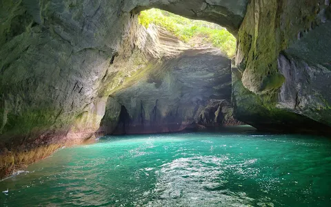 Dogashima Cave Tour image