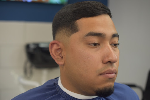 Barber Shop «Razor Sharp Cutz - Valley Hi», reviews and photos, 410 Valley Hi Dr #102, San Antonio, TX 78227, USA