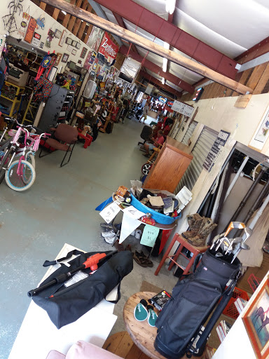 Flea Market «Dixie 400 Flea Market», reviews and photos, 4750 Settingdown Cir, Cumming, GA 30028, USA