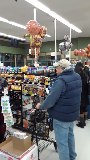 Grocery Store «Star Market», reviews and photos, 49 White St, Cambridge, MA 02140, USA