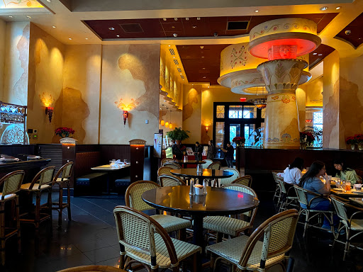 Shopping Mall «Smith Haven Mall», reviews and photos, 313 Smith Haven Mall, Lake Grove, NY 11755, USA