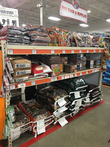 Home Improvement Store «Tractor Supply Co.», reviews and photos, 176 Finley Rd, Belle Vernon, PA 15012, USA