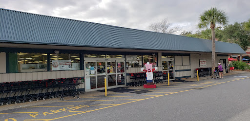 Piggly Wiggly Hilton Head, 1 N Forest Beach Dr, Hilton Head Island, SC 29928, USA, 