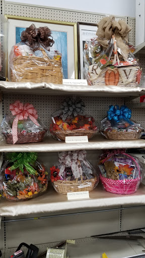 Thrift Store «Volunteers of America Thrift Store», reviews and photos, 1135 N Belsay Rd, Burton, MI 48509, USA
