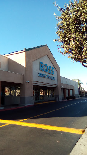 Clothing Store «Ross Dress for Less», reviews and photos, 628 Palomar St, Chula Vista, CA 91911, USA