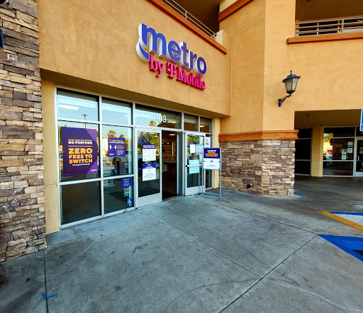 MetroPCS Corporate Store, 68 Rio Rancho Rd, Pomona, CA 91766, USA, 