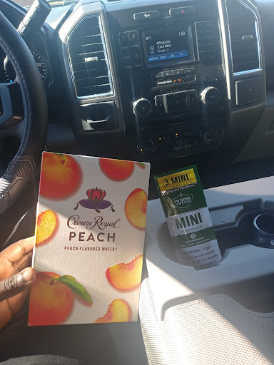 Liquor Store «Rowlett Liquor», reviews and photos, 6605 Dalrock Rd, Rowlett, TX 75089, USA