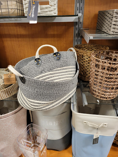 Shopping Mall «Brookside Plaza», reviews and photos, 10-38 Hazard Ave, Enfield, CT 06082, USA