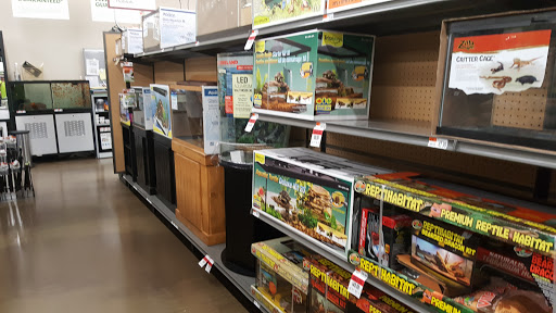 Pet Supply Store «Pet Supplies Plus», reviews and photos, 9500 Dorchester Rd #350, Summerville, SC 29485, USA