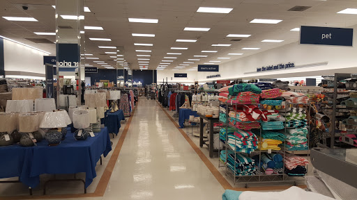 Department Store «Marshalls», reviews and photos, 533 S Broad St, Meriden, CT 06450, USA