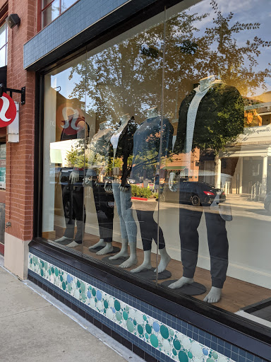 lululemon, 9595 Six Pines Dr #820, The Woodlands, TX 77380, USA, 