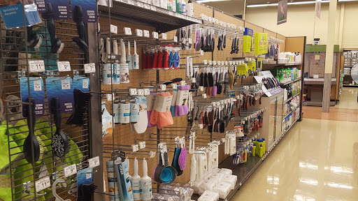 Pet Supply Store «Petco Animal Supplies», reviews and photos, 2242 N Richmond Rd, McHenry, IL 60051, USA