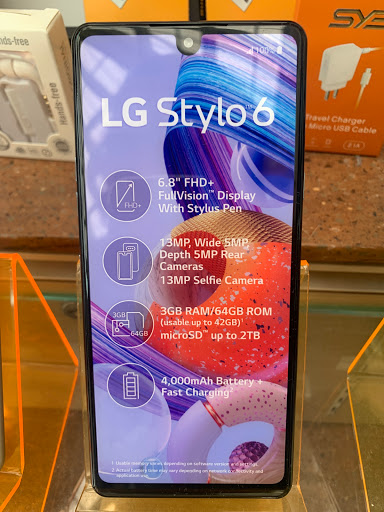 Cell Phone Store «Boost Mobile», reviews and photos, 900 N Federal Hwy #103, Hollywood, FL 33020, USA