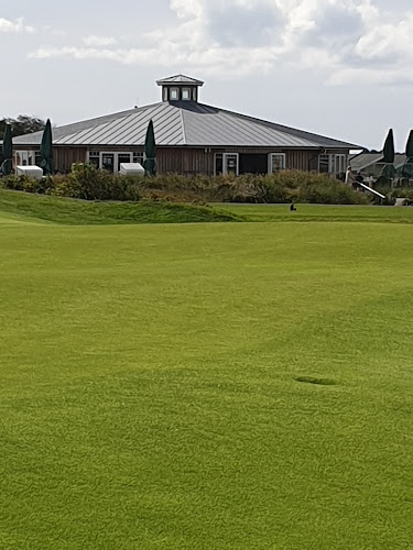 Rezensionen über Marine Golf Club Sylt eG in Monthey - Sportstätte