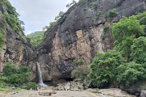 Dhareshwar Waterfall / Banoti cave; धारेश्वर धबधबा, तळनेर image
