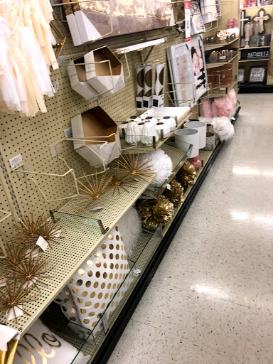 Craft Store «Hobby Lobby», reviews and photos, 2728 E Colonial Dr, Orlando, FL 32803, USA