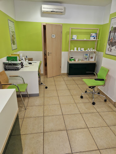 Dunaújváros, Fő posta és a Totózó között, Dózsa György út 1/b, 2400