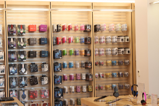 Electronics Store «kite+key, the Rutgers Tech Store», reviews and photos, 55 Rockafeller Rd, Piscataway Township, NJ 08854, USA