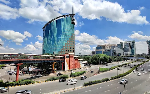 DLF Gateway Tower image