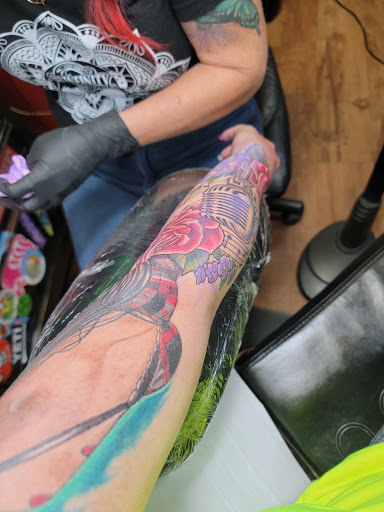Tattoo Shop «Skinfinity», reviews and photos, 5664 Cypress Gardens Blvd, Winter Haven, FL 33884, USA