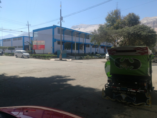 Colegio Nacional Libertador Castilla de Aplao - Escuela